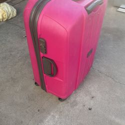 29 Inch Suitcase 