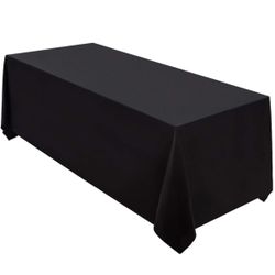 Black Tablecloth 90 x 132-inch Rectangular Polyester Table Cloth for Weddings, Banquets, or Restaurants