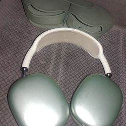 Apple Airpods Max Pro Lighting Green