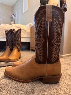 Ariat futurity showman flaxen tan