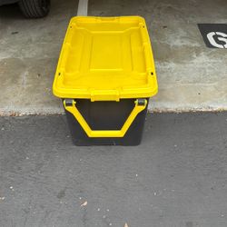 Storage Tote With Wheels