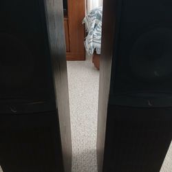Infinity RS5 Tower Speakers Like New