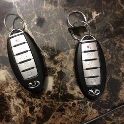2 Brand new Infiniti QX60 Remotes  