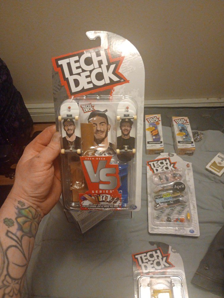 2 Brand New Unopened Tech Deck V.S. Series Sets