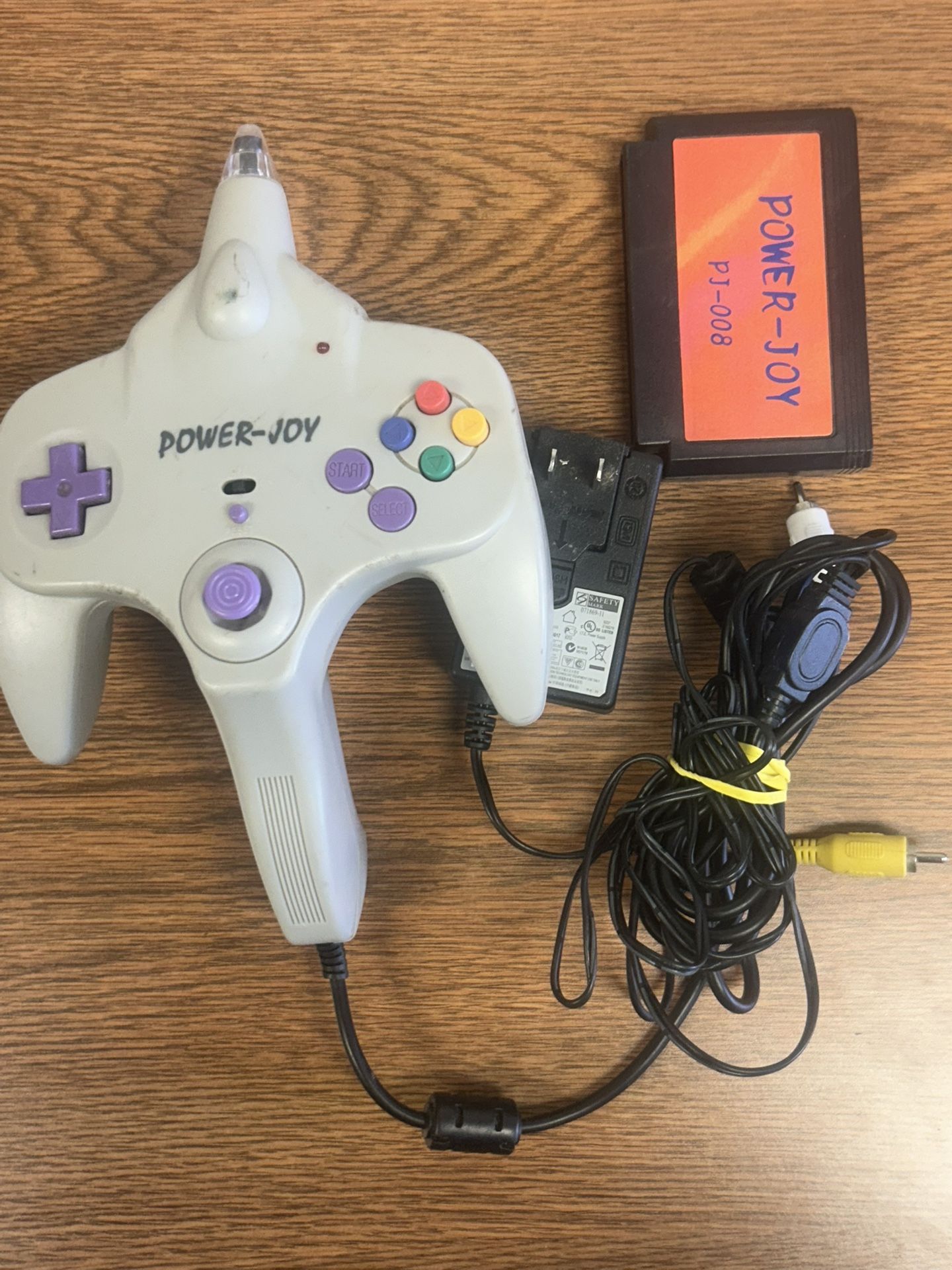 Power Joy PJ-008 Plug & Play Gaming System w/ Cartridge, Power Supply & AV Cable – Tested