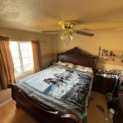 King Bed Frame With California King Mattress 