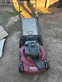Toro Gas Push Lawn Mower with Bag