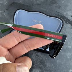 GUCCI MENS SUN GLASSES 