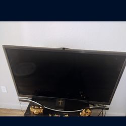 60 Inch Samsung Has Remote In Built In Camera  Lots Of Features 