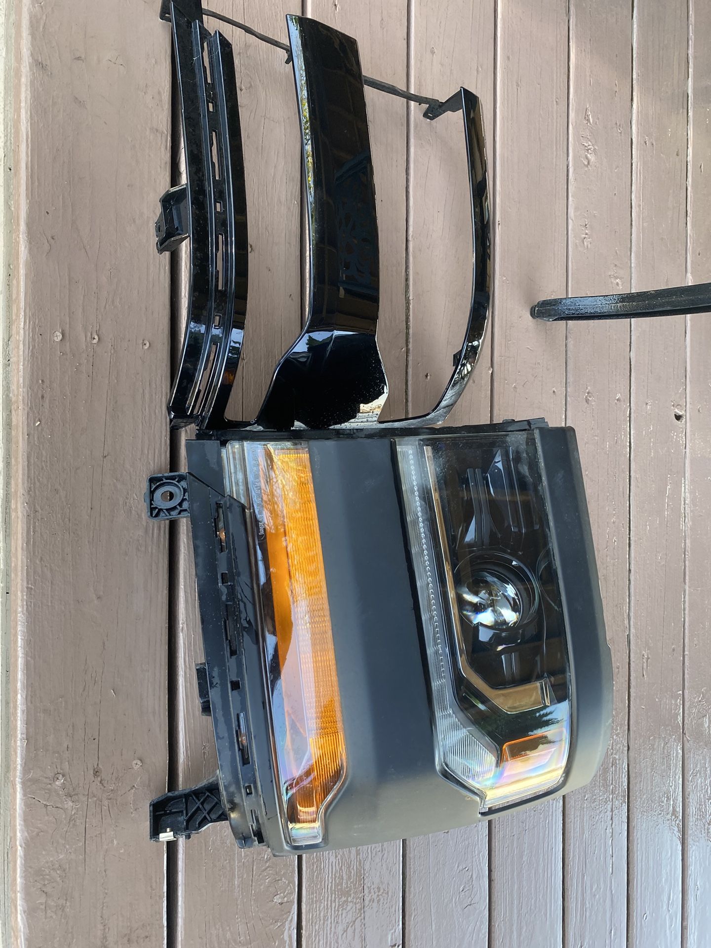 16-18 Silverado Driver Headlight