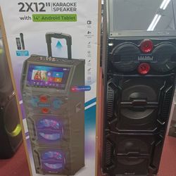 Touch Screen Kareoke Bluetooth Party Speaker With Great Bass.  Latest Android 14.0.  Free Wireless 🎤.  Brand New 