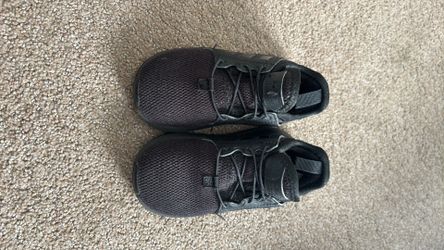 Toddler Shoes - Size 7