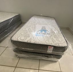 NEW TWIN SIZE 38x75” MATTRESS AND BOX SPRING-2pcs
