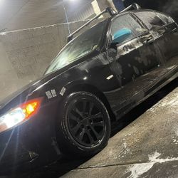 Exchange for another car or motorcycle(Intercambio por otro coche o motocicleta)