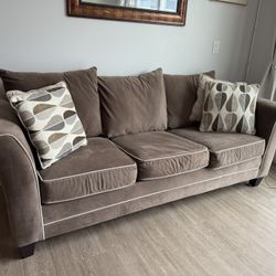 Sofa bed; 3 seater couch and pullout bed