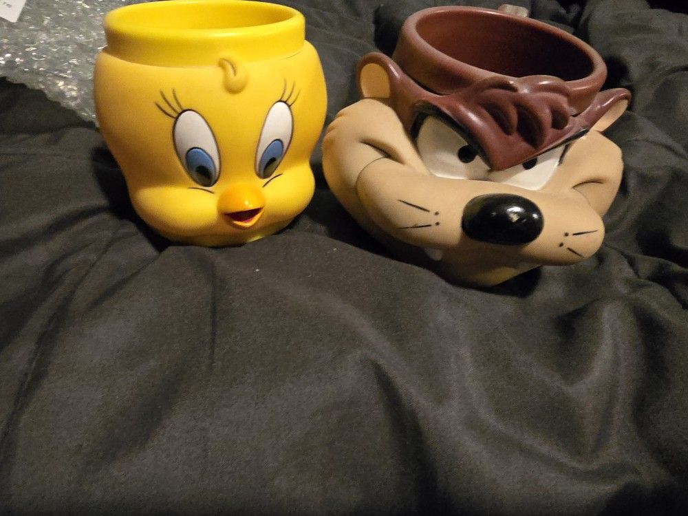 Vintage 1992 Looney Tunes Tweety Bird Mug And Tasmania Devil Cup