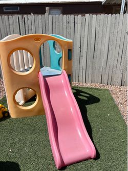 Little Tikes Hide & Slide / Wave Climber