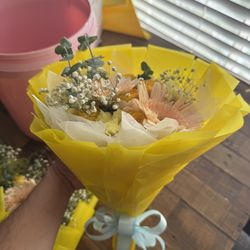 Flower bouquets  yellow theme