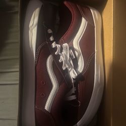 Lizzie Low Vans