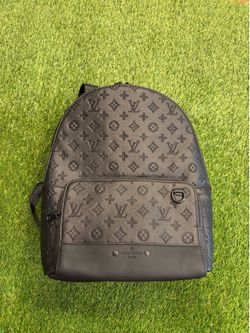 Unisex designer daily use leather bag