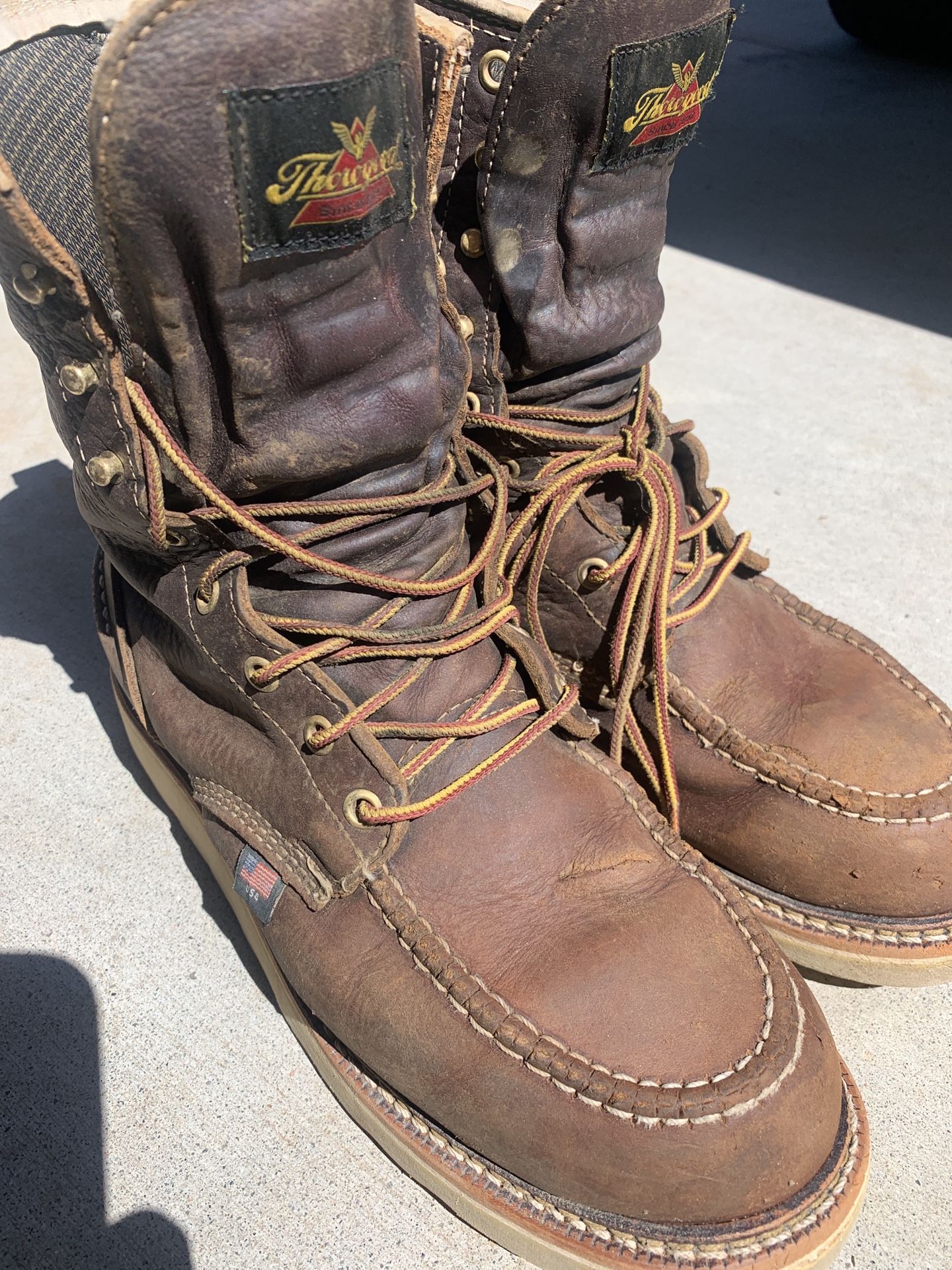 Thorogood work boot size 9e 8”