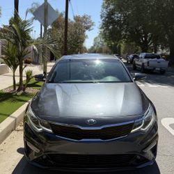 2019 KIA Optima