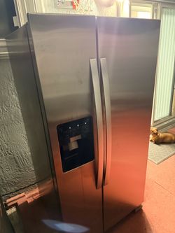 Whirlpool Refrigerator