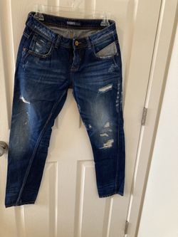 Zara Basic Z1975 Denim Women’s Distressed Jeans (Size 00)