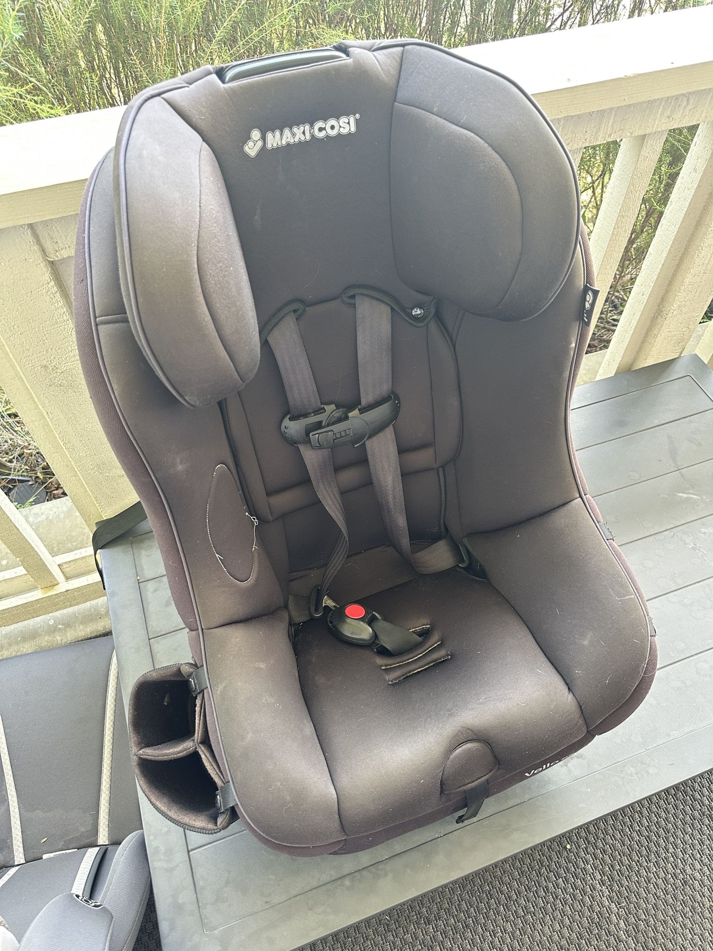 Maxi Cosi Vello 65 Convertible Car Seat