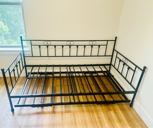 Black Metal Twin Day Bed with Trundle—Stylish & Space-Saving!