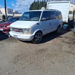 GMC Safari  2000 