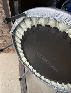 Fitness trampoline