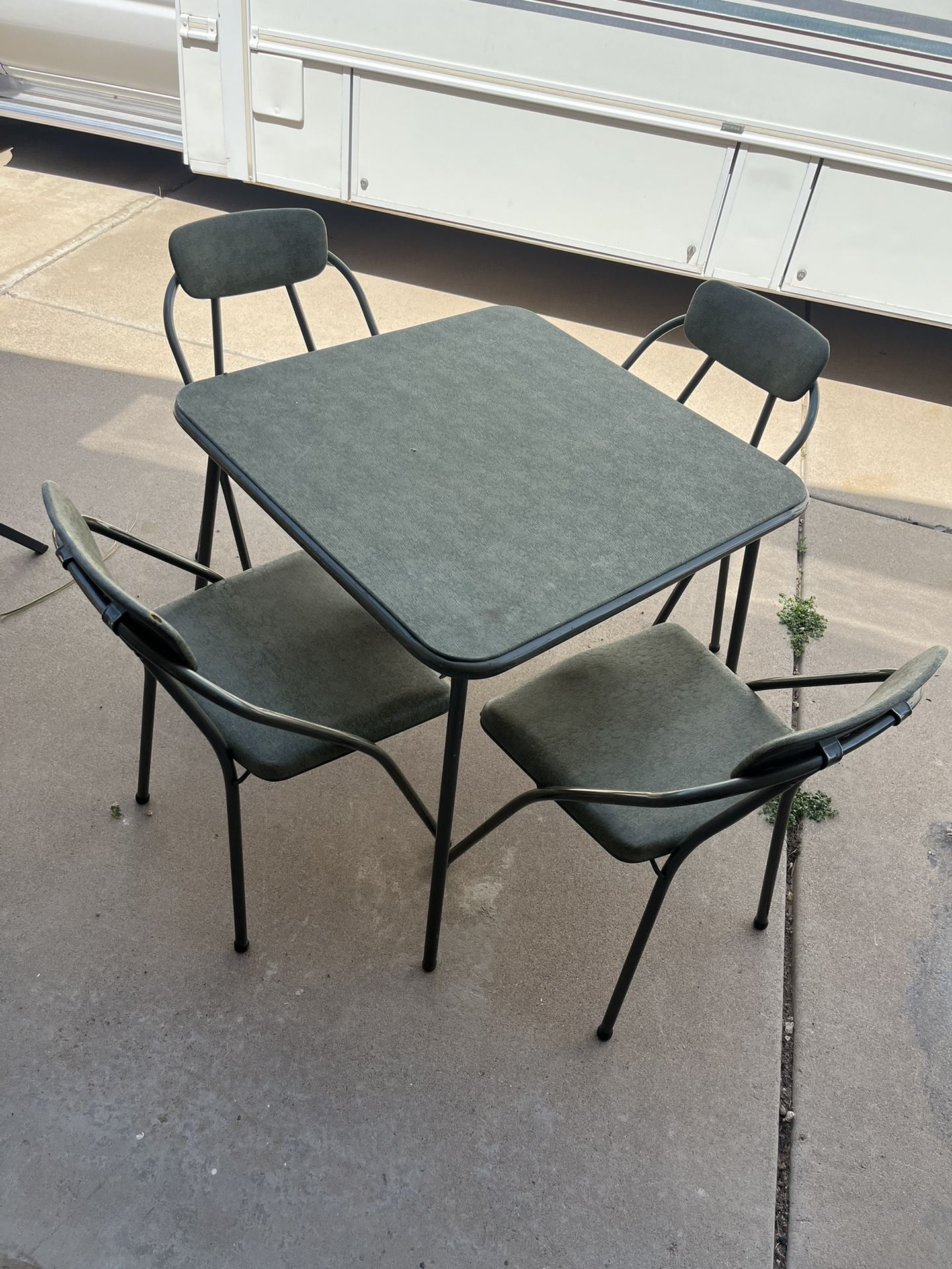 Vintage Folding Card Table Chairs 80s Cosco Hamilton Avocado Green MCM Mid Century