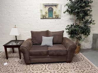 Brown Love Seat (Delivery Available)