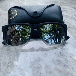 NEW Ray Ban Justin !!
