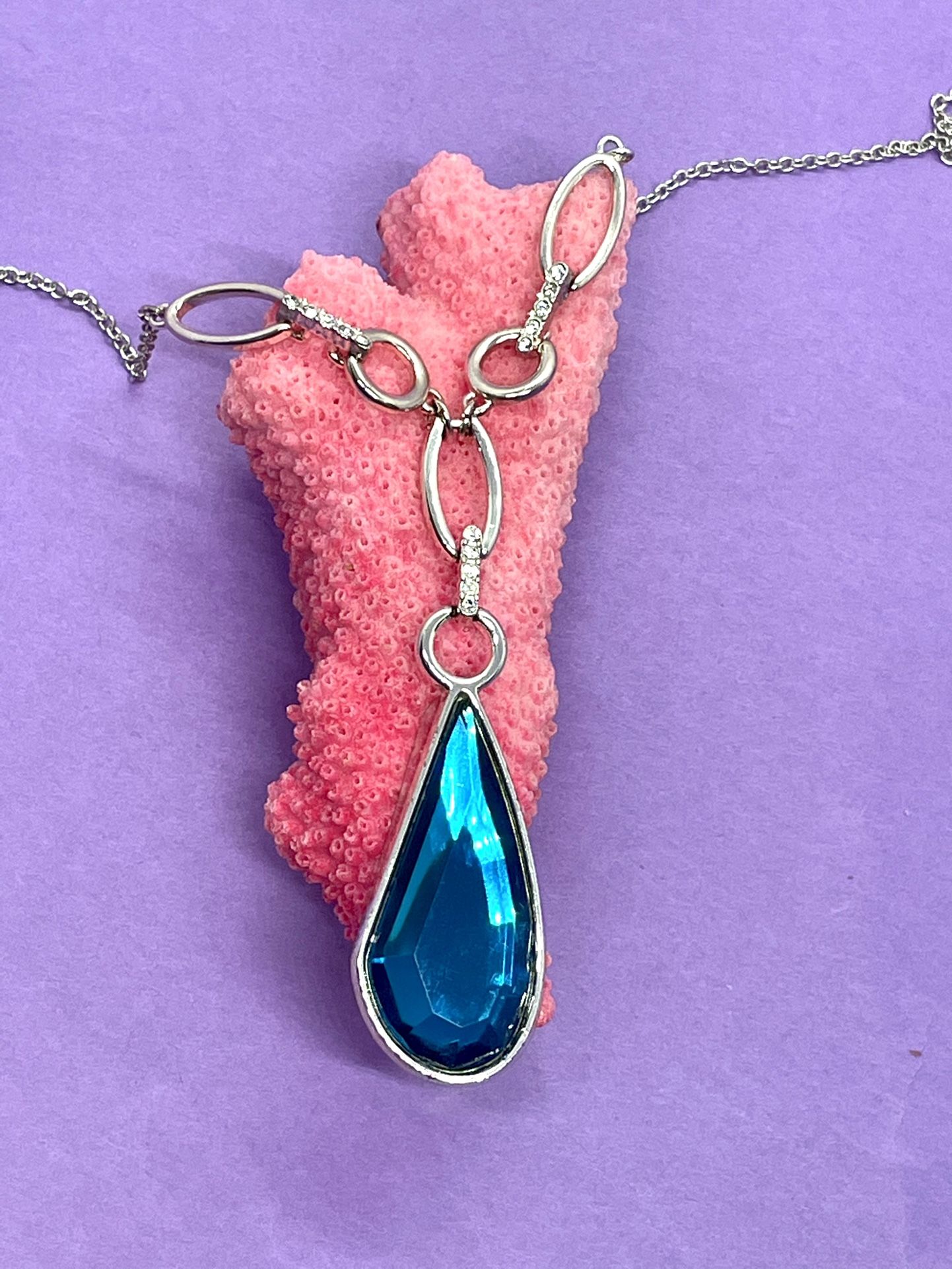 Fashion Topaz & Crystal Necklace 