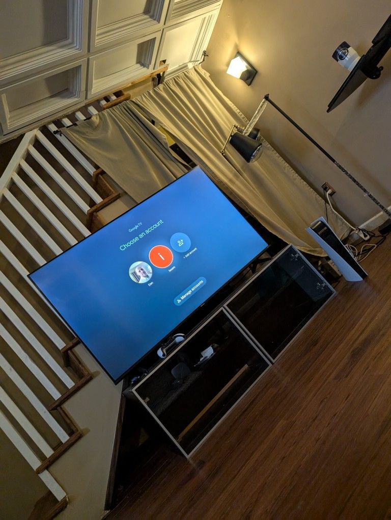 TV PS5 And Table All For 600