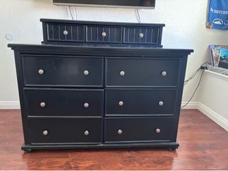 Dresser/ peinador