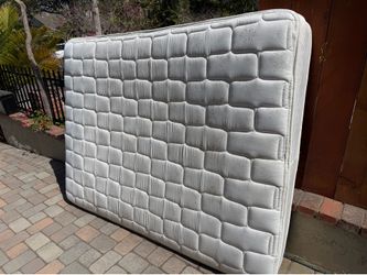 Queen mattress