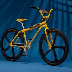 2022 Unopened GT Pacifico bike 