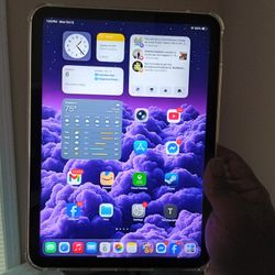IPad 11 2025 A16 Like New With Case And Apple Pencil 