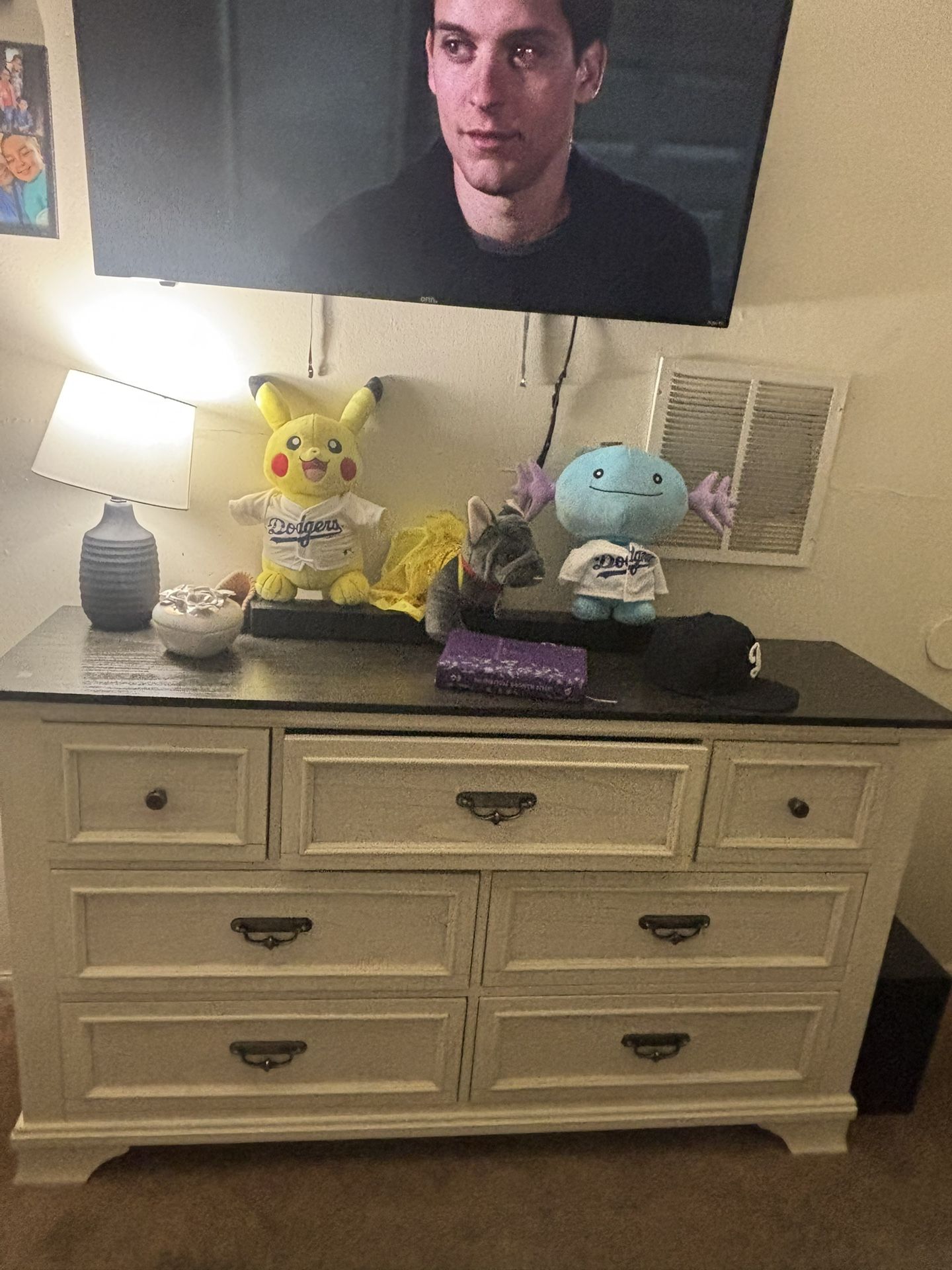 Dresser