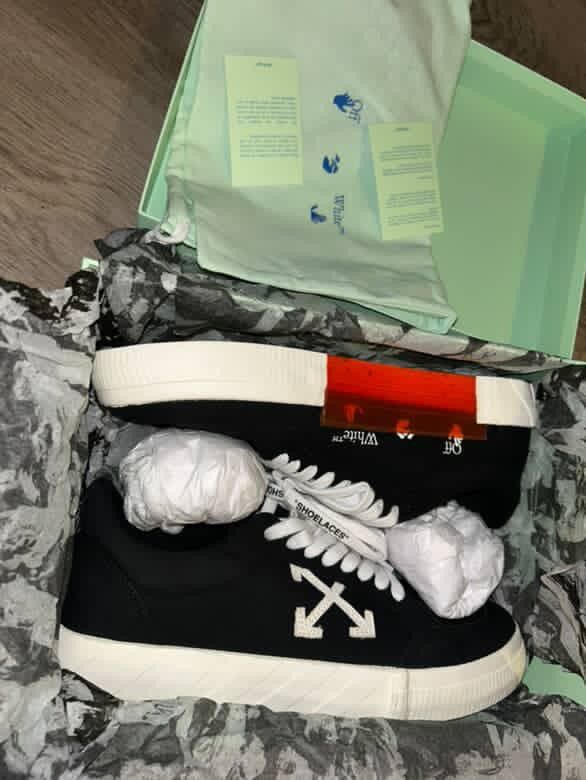 off white vulc 10.5