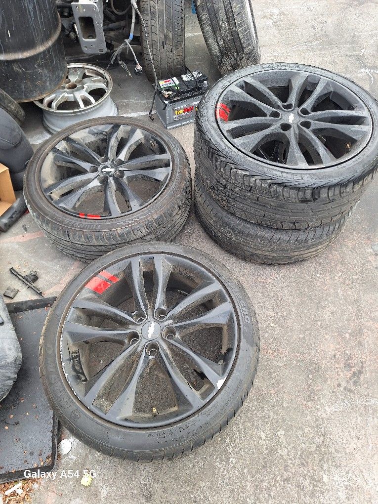 CHEVROLET CAR TIRS AND RIMS PART