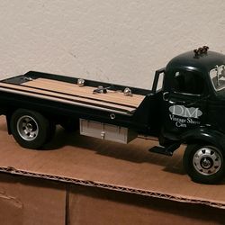 Danbury Mint 1938 GMC Flatbed Car Carrier Truck