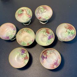 O.&E.G. Royal Austria Vintage 1910s 8 Hand Painted Grapevine Dessert Bowls