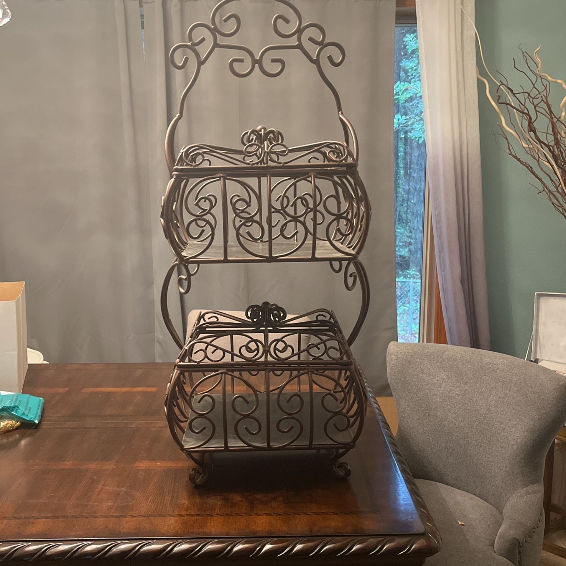 Ornament Basket With Lids UNLISTED