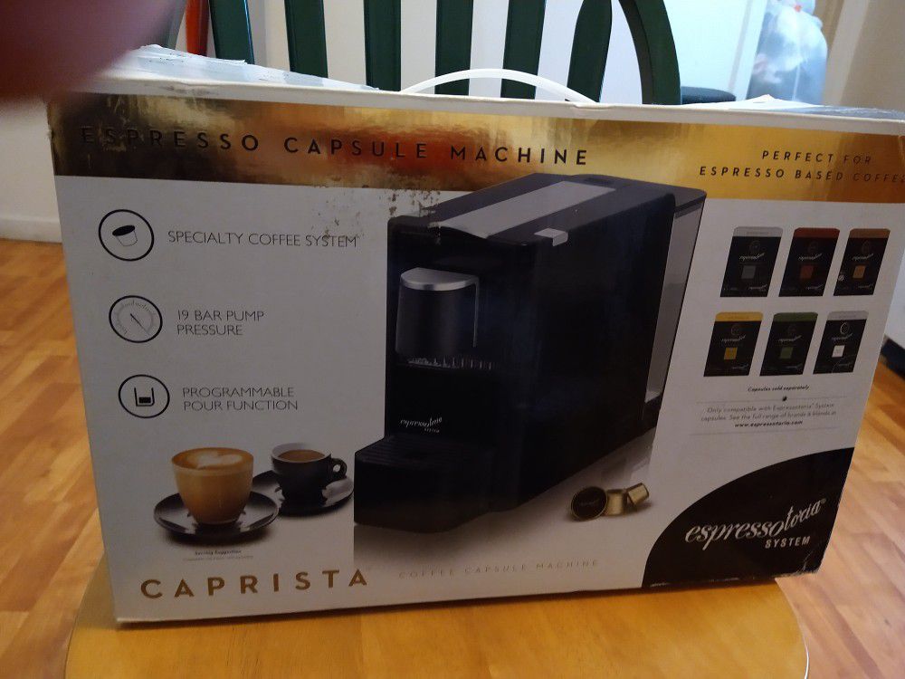 Espresso Capsule Machine Coffees Like New.