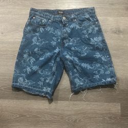 Flowered Shorts 