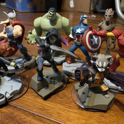 Lot (37) Of Infinity Characters + Extras